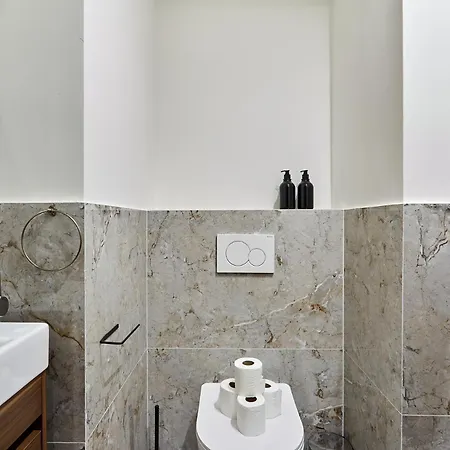 Apartment 2 Center Of By Prestige Paris